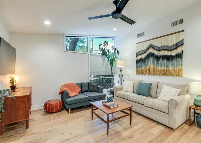 Welcoming < 1 Mi To Downtown! Holiday home *